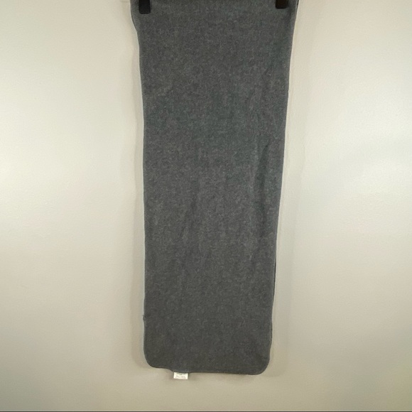 Vintage 1999 Looney Tune Grey Tweety Scarf - Picture 3 of 5